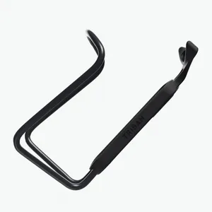 Športy > Cyklistika > Príslušenstvo na bicykel > Cyklistické fľaše a držiaky na fľaše - Držiak na fľašu 100 kovový čierny Športy > Cyklistika > Príslušenstvo na bicykel > Cyklistické fľaše a držiaky na fľaše - Držiak na fľašu 100 kovový čierny