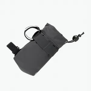 Športy > Cyklistika > Tašky, košíky a nosiče > Kapsičky pod sedlo a na rám bicykla - Textilný držiak na fľaše na riadidlá Športy > Cyklistika > Tašky, košíky a nosiče > Kapsičky pod sedlo a na rám bicykla - Textilný držiak na fľaše na riadidlá