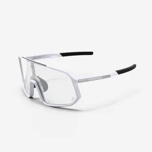 Príslušenstvo a výživa > Okuliare a ďalekohľady > Slnečné okuliare > Cyklistické slnečné okuliare - Cyklistické okuliare Taaien fotochromatické biele Príslušenstvo a výživa > Okuliare a ďalekohľady > Slnečné okuliare > Cyklistické slnečné okuliare - Cyklistické okuliare Taaien fotochromatické biele