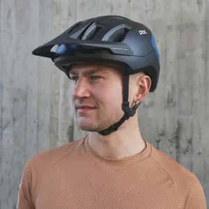 POC Cyklistická prilba - AXION - modrá/čierna POC Cyklistická prilba - AXION - modrá/čierna