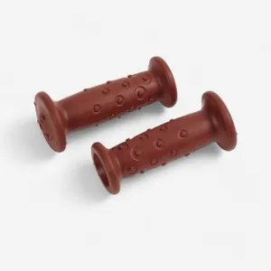 Športy > Cyklistika > Servis bicyklov > Gripy a omotávky na riadidlá bicyklov > Gripy na riadidlá bicyklov - Rukoväte na odrážadlo k 14 a 16-palcovému bicyklu hnedé (2 ks) Športy > Cyklistika > Servis bicyklov > Gripy a omotávky na riadidlá bicyklov > Gripy na riadidlá bicyklov - Rukoväte na odrážadlo k 14 a 16-palcovému bicyklu hnedé (2 ks)