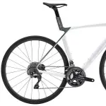 Trek Madone SL 5 Gen 8 Gloss Crystal White/Matte Deep Smoke 2026 /L, Cestný bicykel, Velikosť: M/L Trek Madone SL 5 Gen 8 Gloss Crystal White/Matte Deep Smoke 2026 /L, Cestný bicykel, Velikosť: M/L