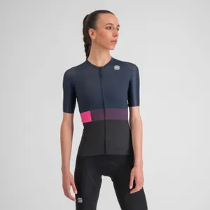 SPORTFUL Cyklistický dres s krátkym rukávom - SNAP - čierna/modrá SPORTFUL Cyklistický dres s krátkym rukávom - SNAP - čierna/modrá