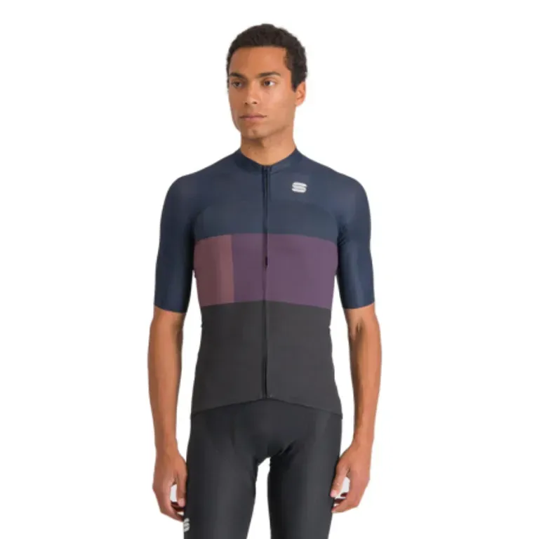 Pánsky cyklistický dres s krátkym rukávom SPORTFUL Snap jersey, black galaxy blue Pánsky cyklistický dres s krátkym rukávom SPORTFUL Snap jersey, black galaxy blue