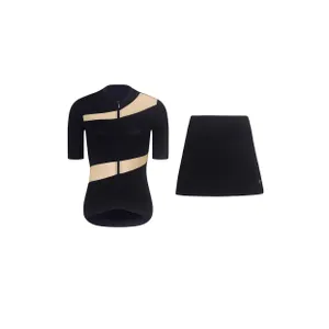 RIVANELLE krátky dres a sukňa - GLAMOR - béžová/čierna RIVANELLE krátky dres a sukňa - GLAMOR - béžová/čierna