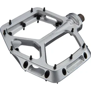Šport a outdoor | Cyklistika | Diely a komponenty | Pedále - Race Face Atlas Silver Šport a outdoor | Cyklistika | Diely a komponenty | Pedále - Race Face Atlas Silver