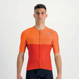 SPORTFUL Cyklistický dres s krátkym rukávom - LIGHT PRO - oranžová SPORTFUL Cyklistický dres s krátkym rukávom - LIGHT PRO - oranžová