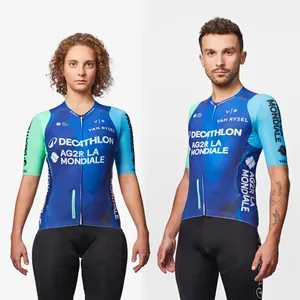 Športy > Cyklistika > Cyklistické oblečenie > Pánske cyklistické oblečenie > Pánske cyklistické dresy a tričká > Pánske cyklistické dresy a tričká s krátkym rukávom - Cyklistický dres Decathlon AG2R La Mondiale Replica Športy > Cyklistika > Cyklistické oblečenie > Pánske cyklistické oblečenie > Pánske cyklistické dresy a tričká > Pánske cyklistické dresy a tričká s krátkym rukávom - Cyklistický dres Decathlon AG2R La Mondiale Replica