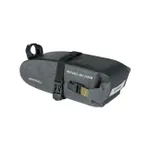 BASIL Cyklistická taška - NAVIIGATOR STORM M - šedá/čierna BASIL Cyklistická taška - NAVIIGATOR STORM M - šedá/čierna