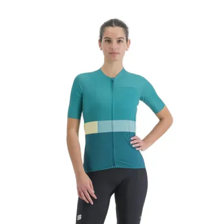 Dámsky cyklistický dres s krátkym rukávom SPORTFUL Snap w jrs, shade spruce light green Dámsky cyklistický dres s krátkym rukávom SPORTFUL Snap w jrs, shade spruce light green