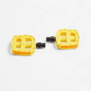 Športy > Cyklistika > Servis bicyklov > Cyklistické pedále a kufre > Pedále na bicykle - Pedále na detský 12 až 14-palcový bicykel žlté Športy > Cyklistika > Servis bicyklov > Cyklistické pedále a kufre > Pedále na bicykle - Pedále na detský 12 až 14-palcový bicykel žlté