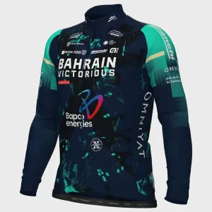 ALÉ Cyklistická zateplená bunda - BAHRAIN VICTORIOUS 2026 - modrá/zelená ALÉ Cyklistická zateplená bunda - BAHRAIN VICTORIOUS 2026 - modrá/zelená