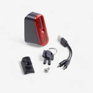 Športy > Cyklistika > Príslušenstvo na bicykel > Osvetlenie bicykla - Zadné svetlo City Speed čierne Športy > Cyklistika > Príslušenstvo na bicykel > Osvetlenie bicykla - Zadné svetlo City Speed čierne