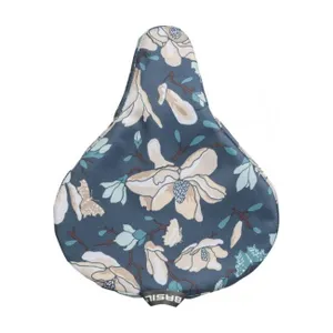 BASIL ochranný poťah - MAGNOLIA SADDLE COVER - svetlo modrá BASIL ochranný poťah - MAGNOLIA SADDLE COVER - svetlo modrá